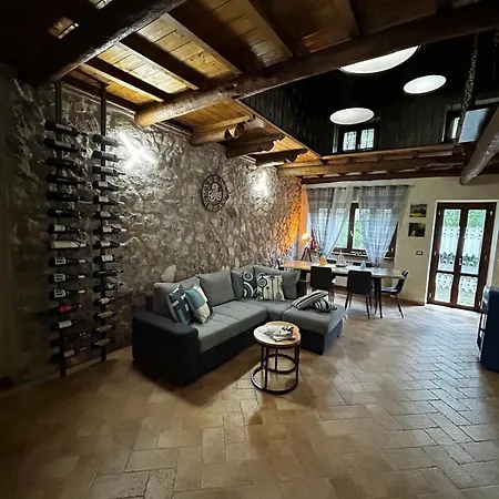 Il Ballatoio شاليه