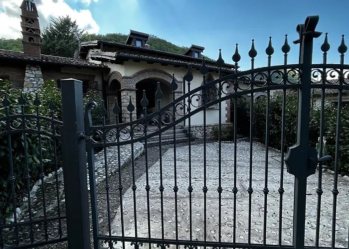 Σαλέ Il Ballatoio Rocca di Botte