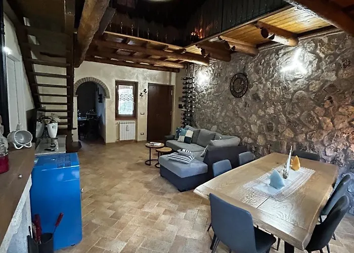 Il Ballatoio شاليه *